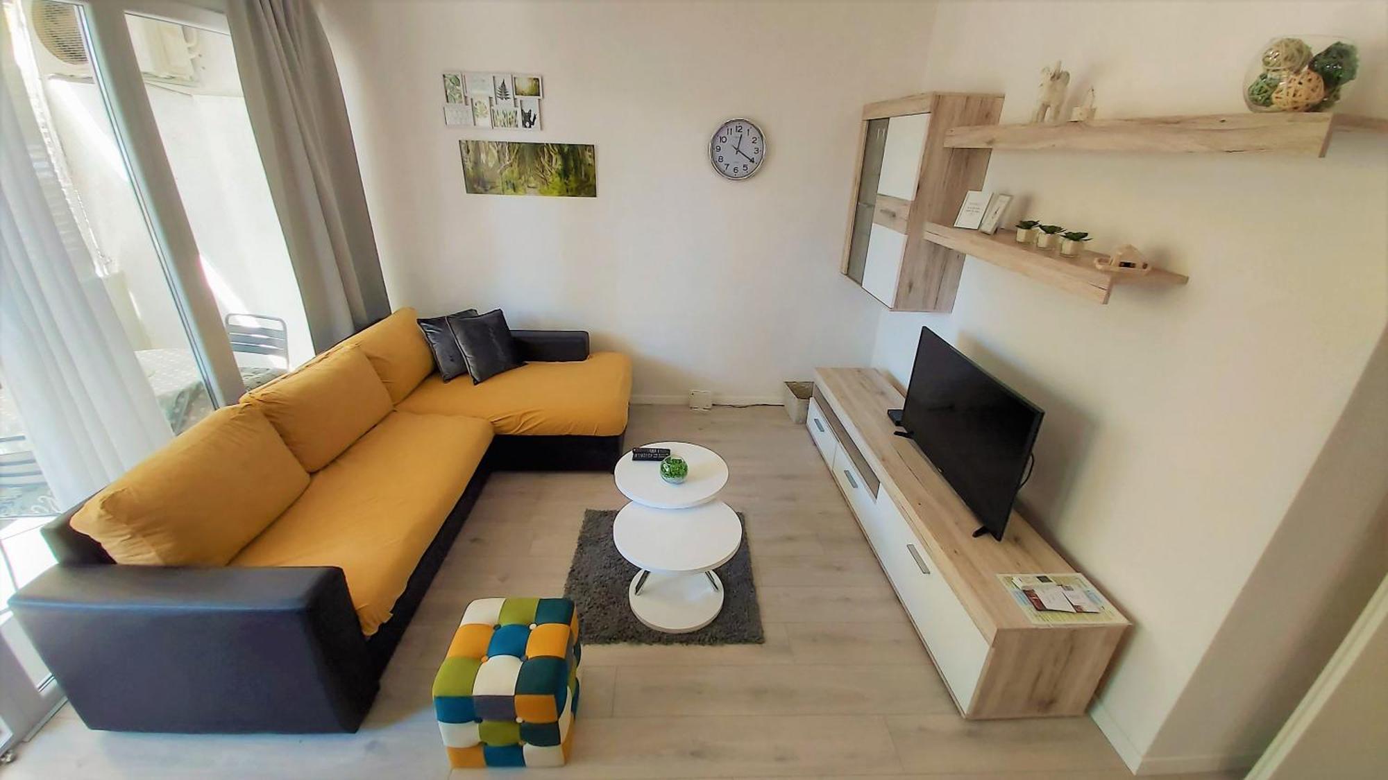 Apartment Punta 奥米什 外观 照片