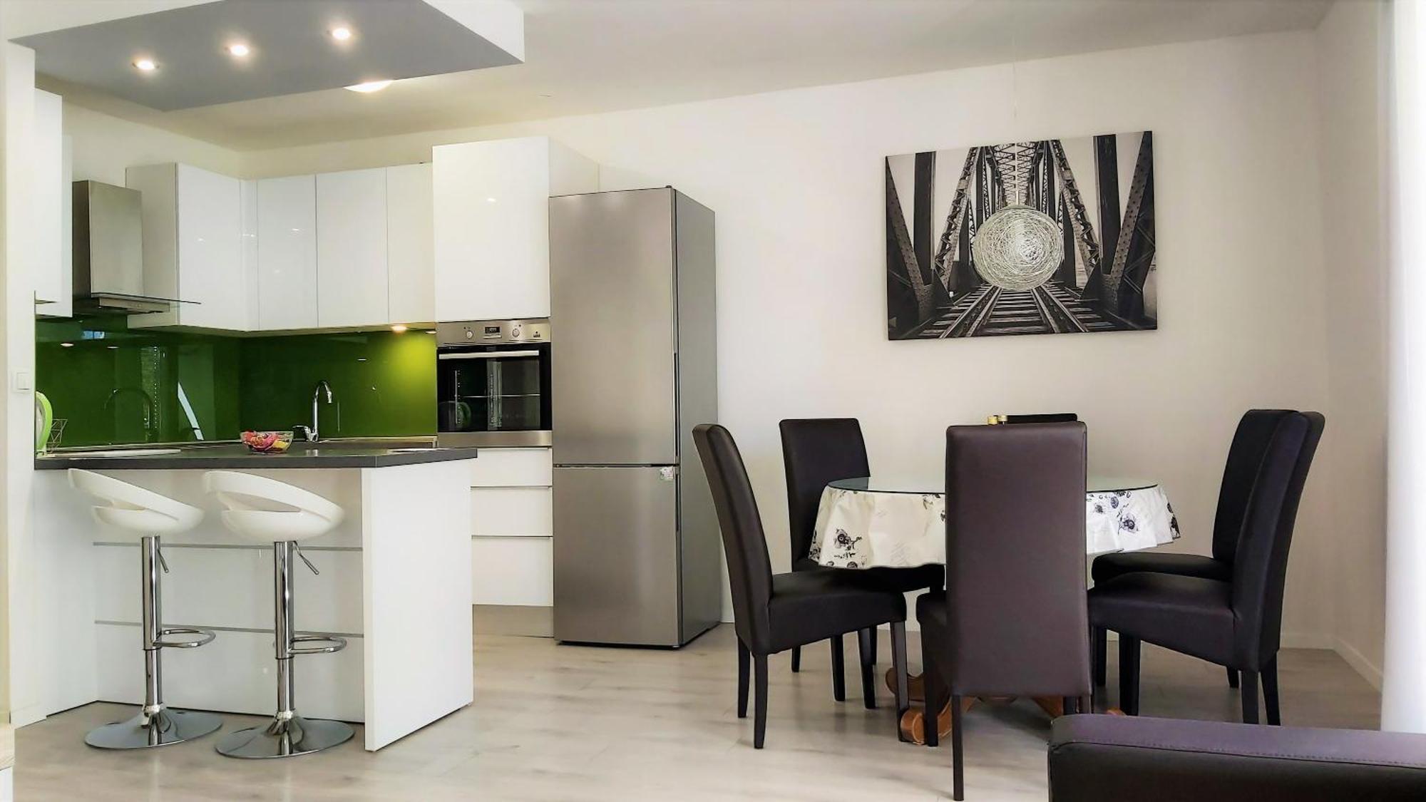 Apartment Punta 奥米什 外观 照片