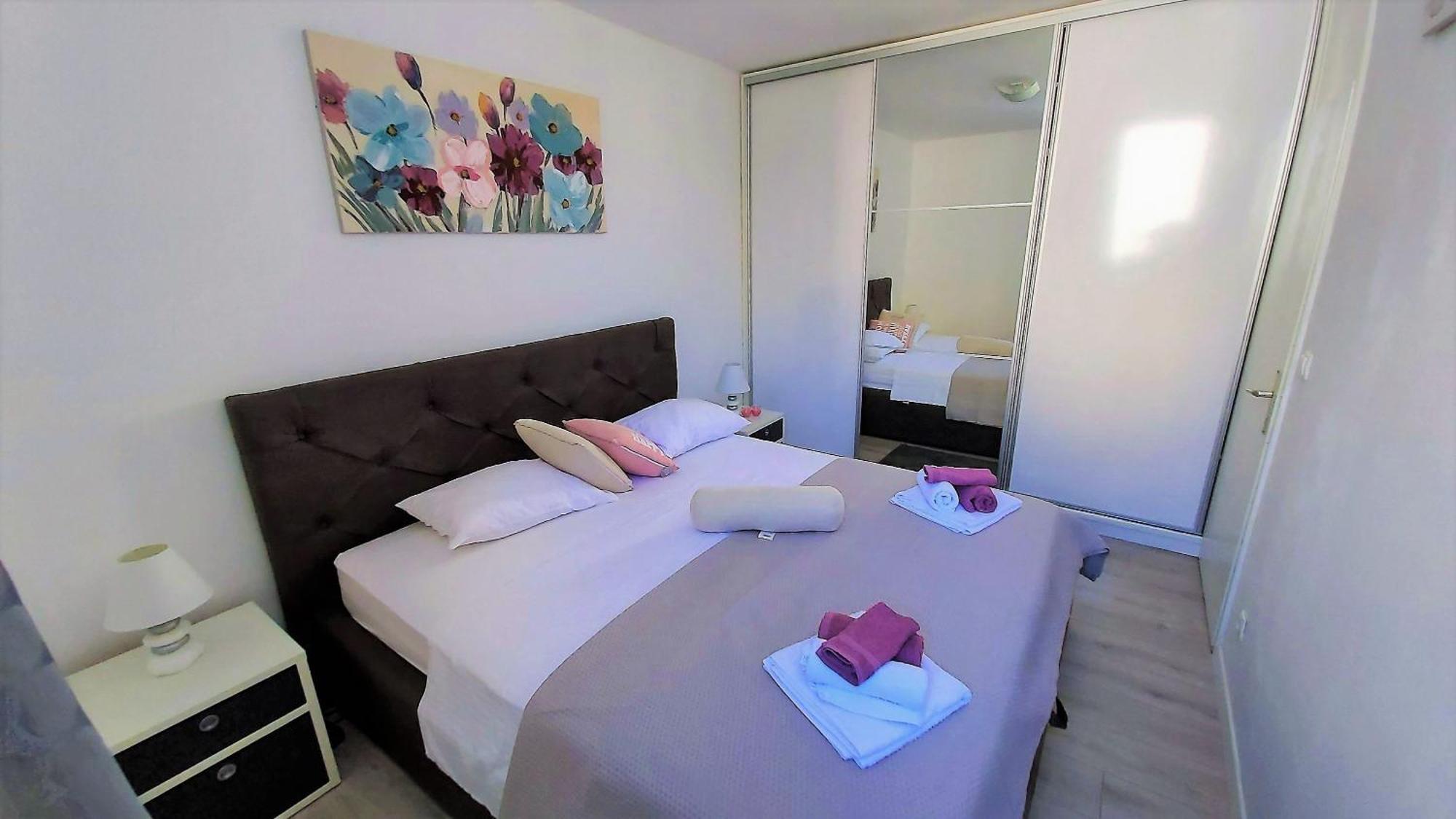 Apartment Punta 奥米什 外观 照片