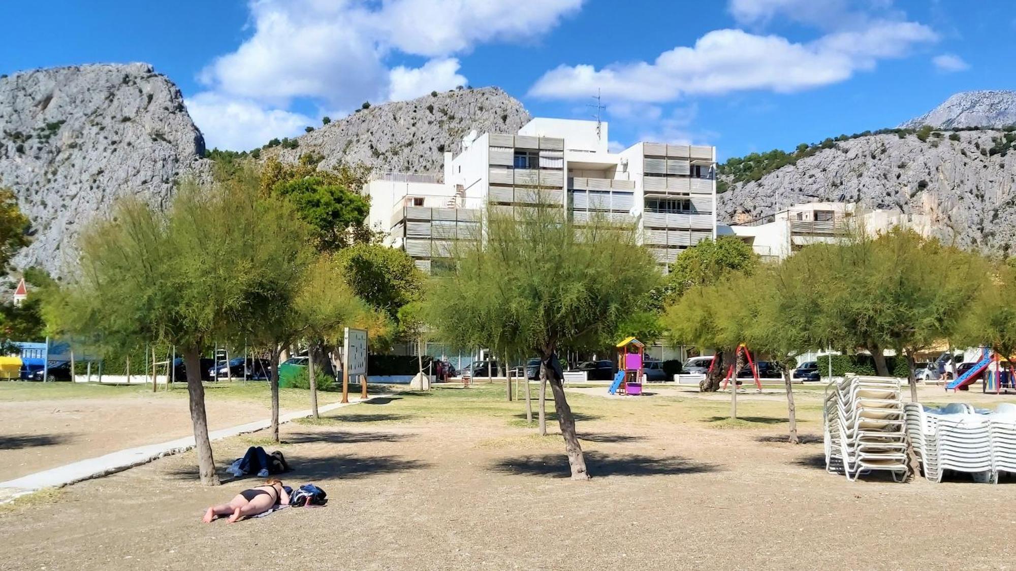 Apartment Punta 奥米什 外观 照片