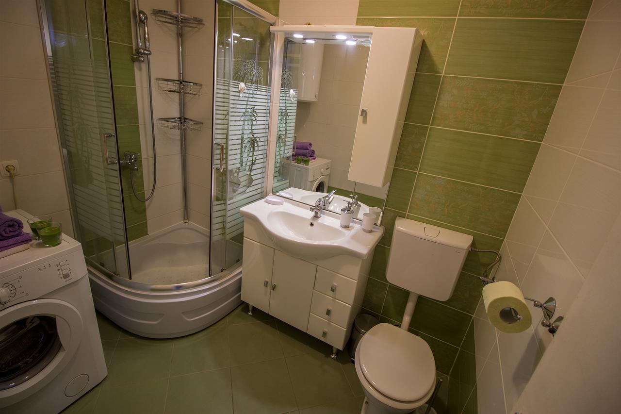 Apartment Punta 奥米什 外观 照片